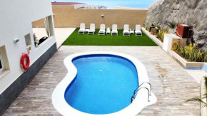 Luxury Villa Masca with private heated pool by Vallecid